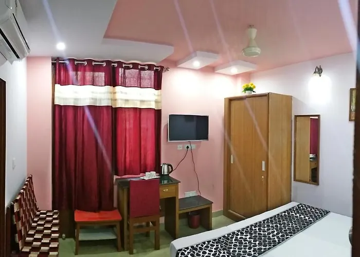 Airport Sky Inn Homestay